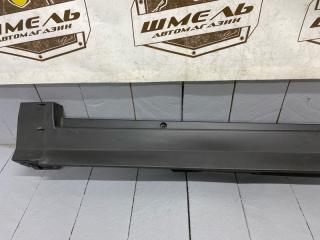 Накладка на порог левая TOYOTA VOXY ZRR80W 3ZRFAE Накладка на порог левая TOYOTA VOXY ZRR80W 3ZRFAE