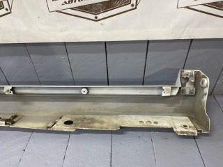 Накладка на порог левая NOAH 2015/ЦВЕТ 070/ПРОБЕГ 98215КМ ZWR80 2ZRFXE