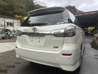 Дверь багажника задняя TOYOTA WISH 2013/ЦВЕТ 070/ПРОБЕГ 56347КМ