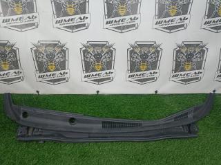 Решетка под дворники передняя TOYOTA NOAH 2014/ЦВЕТ 070/ПРОБЕГ 73562КМ