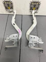Запчасть петля капота TOYOTA PORTE 2013/ЦВЕТ 070/ПРОБЕГ 70491КМ
