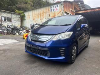 Бампер передний HONDA FREED 2013/ЦВЕТ B553P/ПРОБЕГ 73312КМ