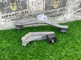 КРЕПЛЕНИЕ РАЗДАТОЧНОЙ КОРОБКИ SUZUKI JIMNY 2009/ЦВЕТ ZJ3/ПРОБЕГ 65785КМ