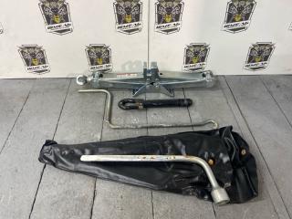 Домкрат TOYOTA AQUA 2014/ЦВЕТ 1G3/ПРОБЕГ 68682КМ