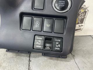 Кнопка сдвижной двери TOYOTA NOAH 2014/ZS Kirameki 9AF/ПРОБЕГ 85744КМ