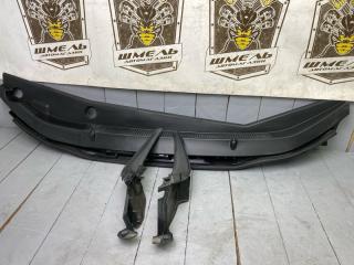 Решетка под дворники HONDA FIT 2011/ЦВЕТ NH642M/ПРОБЕГ 68240КМ