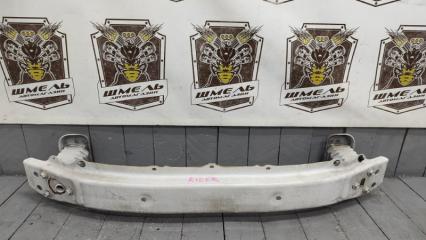 Запчасть жесткость бампера передний TOYOTA VITZ 2013/ЦВЕТ 040/ПРОБЕГ 80235КМ