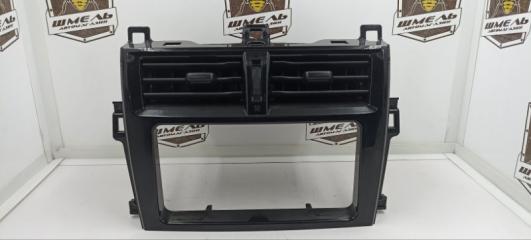 Консоль магнитофона TOYOTA RACTIS 2015/ЦВЕТ 8S7/ПРОБЕГ 95472КМ