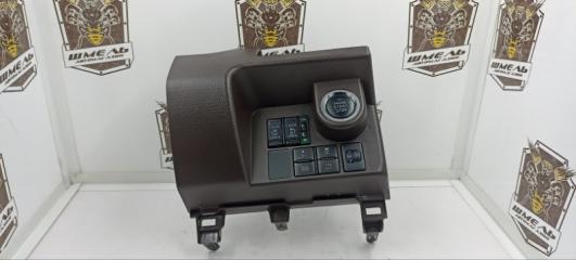 Консоль торпеды TOYOTA ROOMY 2018/ЦВЕТ T33/ПРОБЕГ 28026КМ