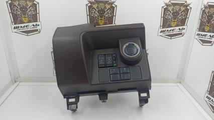 Консоль торпеды TOYOTA TANK 2017/ЦВЕТ X07/ПРОБЕГ 40972КМ