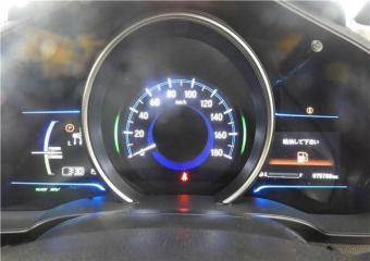 Радиатор ДВС FIT 2014/ЦВЕТ NH700M/ПРОБЕГ 75788КМ GP6 LEB