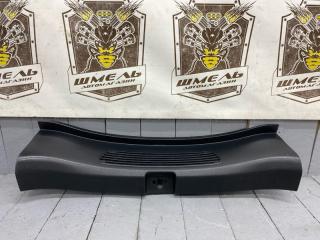 Накладка замка багажника HONDA FIT 2011/ЦВЕТ NH642M/ПРОБЕГ 62936КМ