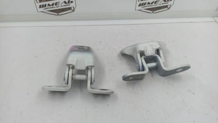 Петля двери передняя правая TOYOTA SIENTA 2016/ЦВЕТ 070/ПРОБЕГ 42310КМ