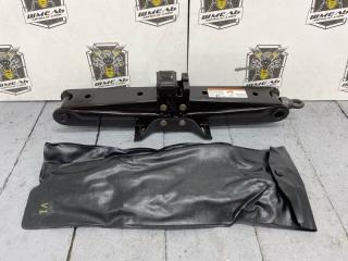 Домкрат TOYOTA VOXY 2014/ЦВЕТ 202/ПРОБЕГ 65372КМ