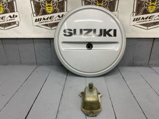 Колпак запасного колеса задний SUZUKI JIMNY 2013/ЦВЕТ 26U/ПРОБЕГ 50475КМ