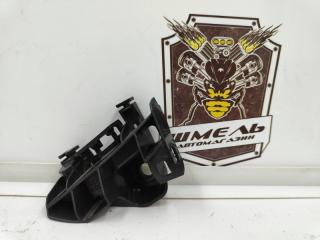 Фото запчасти крепление бампера заднее правое TOYOTA YARIS 2020/ЦВЕТ 040/ПРОБЕГ 40 436КМ контрактная запчасть Запчасть крепление бампера заднее правое TOYOTA YARIS 2020/ЦВЕТ 040/ПРОБЕГ 40 436КМ