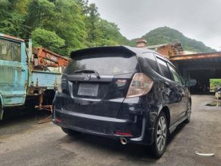 Бампер задний HONDA FIT 2011/ЦВЕТ NH731P/ПРОБЕГ 43 085КМ контрактная Бампер задний HONDA FIT 2011/ЦВЕТ NH731P/ПРОБЕГ 43 085КМ