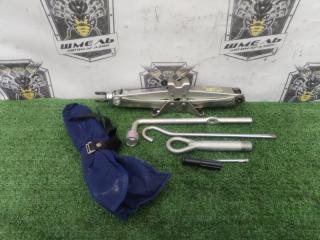 ПОДДОМКРАТНИК TOYOTA PRIUS 2018/ЦВЕТ 1F7/ПРОБЕГ 70111КМ