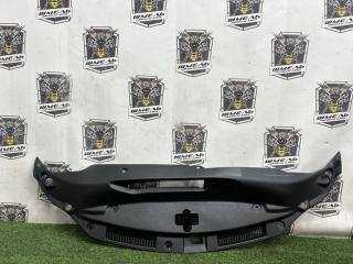 Запчасть защита замка капота передняя LEXUS IS300H 2015/ 083 / ПРОБЕГ 66303KM