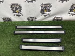 Накладка на порог салона TOYOTA CROWN 2013/ЦВЕТ 1J6/ПРОБЕГ 68872КМ