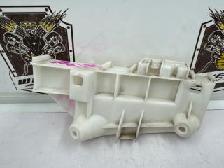 Запчасть крепление бампера переднее левое TOYOTA SAI 2014/ЦВЕТ 8S6/ПРОБЕГ 61600КМ