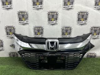 Решетка радиатора передняя HONDA VEZEL 2014/ЦВЕТ NH823M/ПРОБЕГ 73000