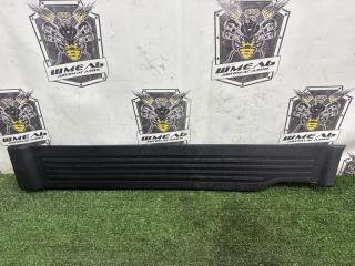 Накладка на порог задняя правая HONDA STEPWGN 2014/ЦВЕТ NH812P/ПРОБЕГ 61684