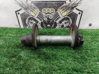 Болт-эксцентрик передний TOYOTA HILUX SURF 2000/ЦВЕТ KF7/ПРОБЕГ 134737КМ