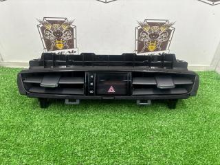 Воздуховод салона передний TOYOTA HARRIER 08.2015/ЦВЕТ 220/ПРОБЕГ 65842КМ