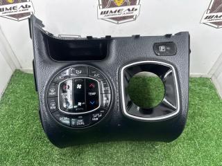 Блок управления климат-контролем передний TOYOTA VOXY 10.2014/ЦВЕТ 070/ ПРОБЕГ 63672км