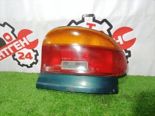 Фонарь стоп-сигнала правый Mazda Revue
