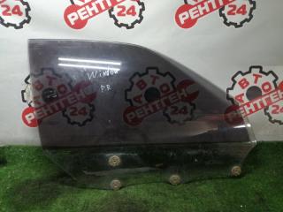 Стекло двери переднее правое Toyota Windom 1995