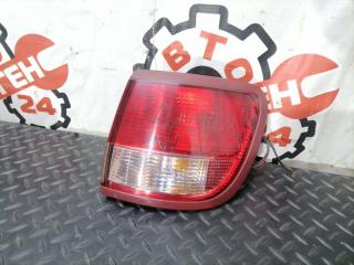 Фонарь стоп-сигнала задний правый Nissan Avenir 2002