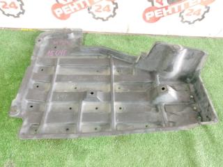 Запчасть защита топливного бака Toyota Wish 2003