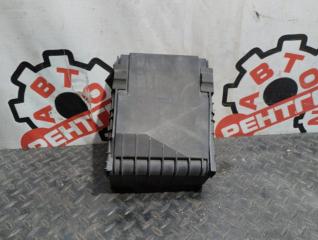 Фото запчасти крышка блока предохранителей Volkswagen Golf 2004 контрактная запчасть Запчасть крышка блока предохранителей Volkswagen Golf 2004