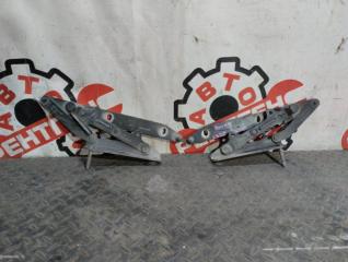 Запчасть петля капота Land Rover Range Rover Sport 2010