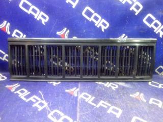 Запчасть решетка радиатора Jeep Cherokee