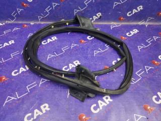 Запчасть уплотнитель двери передний правый Subaru IMPREZA WRX 2002