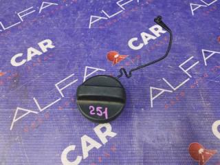 Запчасть крышка бензобака TOYOTA COROLLA AXIO 2015