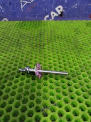 Запчасть болт крепления запасного колеса CHEVROLET MW 2009