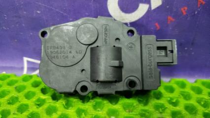 Запчасть сервопривод BMW 116I 2014