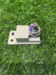 Запчасть реле омывателя Subaru Impreza 2016