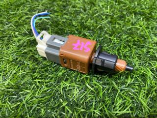 Фото запчасти датчик стоп сигнала Nissan X-TRAIL 2016 контрактная запчасть Запчасть датчик стоп сигнала Nissan X-TRAIL 2016