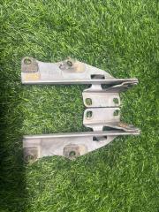 Запчасть петля капота Nissan Primera 1998