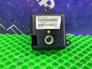 Фото запчасти сервопривод печки HUMMER H3 2006 контрактная запчасть Запчасть сервопривод печки HUMMER H3 2006