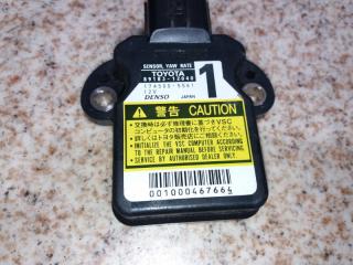 Датчик курсовой устойчивости LEXUS LS460 USF40 1UR-FSE 89183-12040 3 ракурс