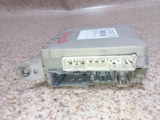 Блок предохранителей LEXUS LS460 USF40 1UR-FSE 82730-50150 2 ракурс