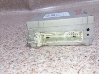 Блок предохранителей LEXUS LS460 USF40 1UR-FSE 82730-50150 4 ракурс