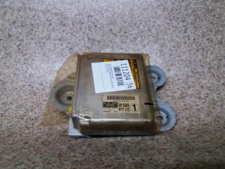 Блок управления airbag TOYOTA CELSIOR UCF30 3UZ-FE 89170-50110 1 ракурс