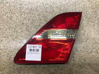 Запчасть вставка между стопов задняя правая TOYOTA CELSIOR 2002